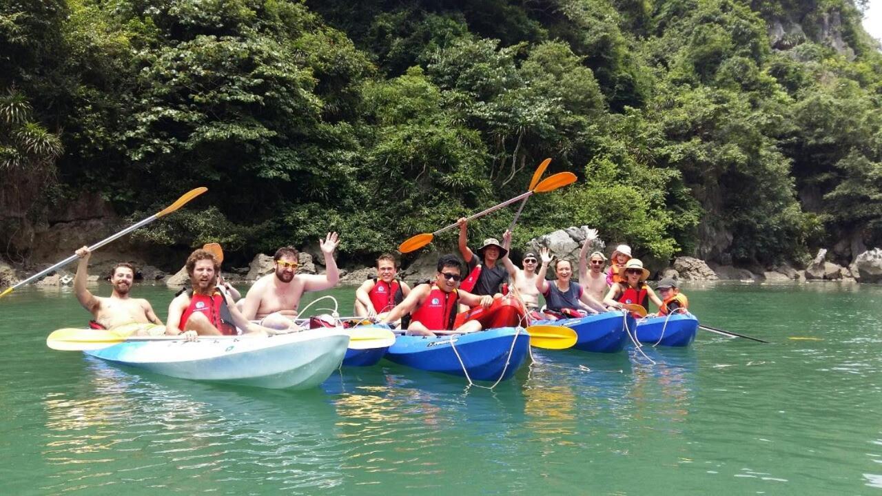Cat Ba Valentine Hotel Dong Khe Sau Bagian luar foto