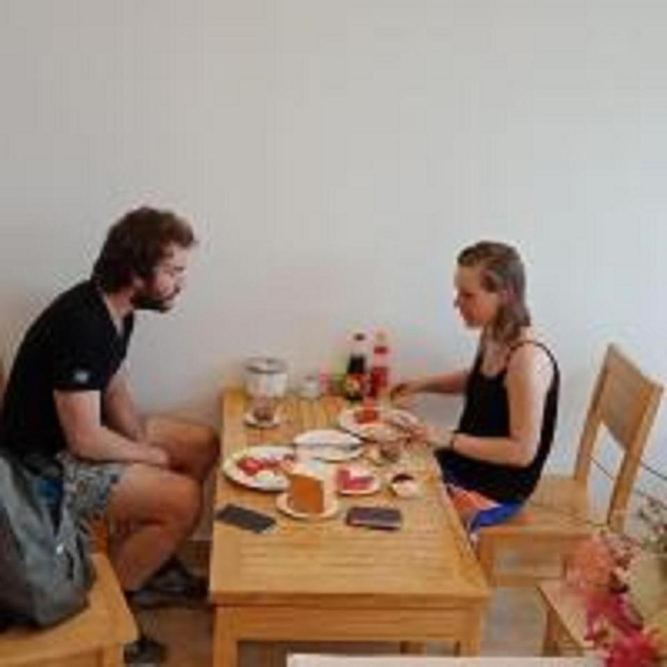 Cat Ba Valentine Hotel Dong Khe Sau Bagian luar foto